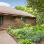 726 Marie Ave W, Mendota Heights (1) (Bold)