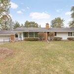 115 Westwood Drive, Golden Valley (2) (Bold)