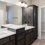 24 Master Bathroom (2)