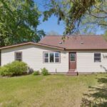 7181 Lakeview Dr, Circle Pines (2)